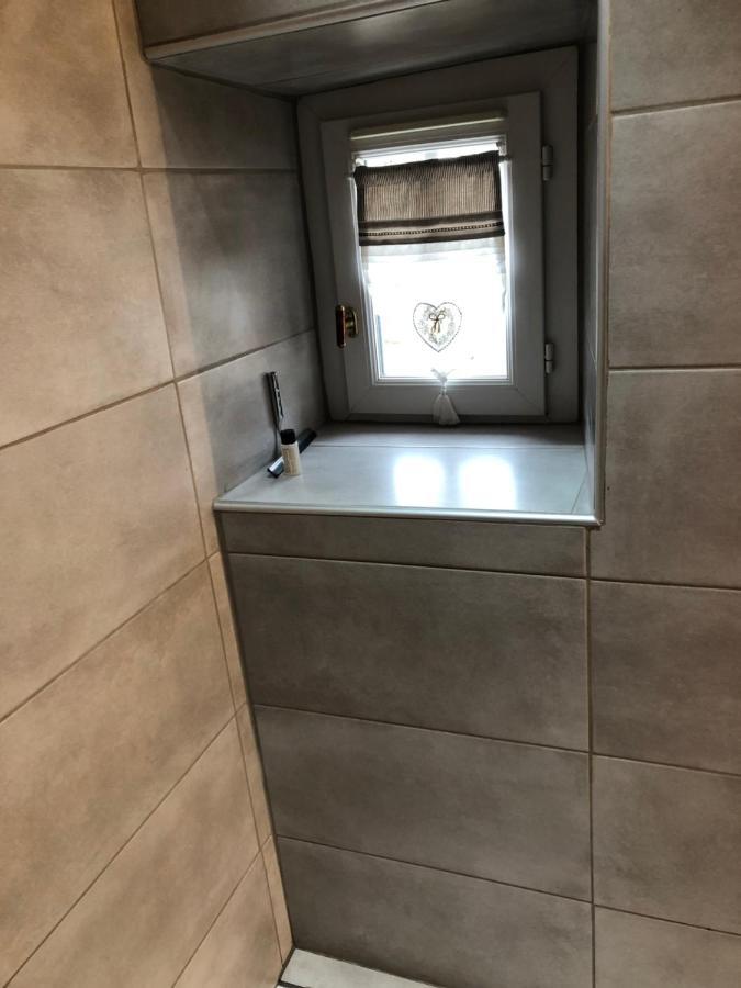 Chambres D'Hotes La Pocterie Vouneuil-sur-Vienne Luaran gambar